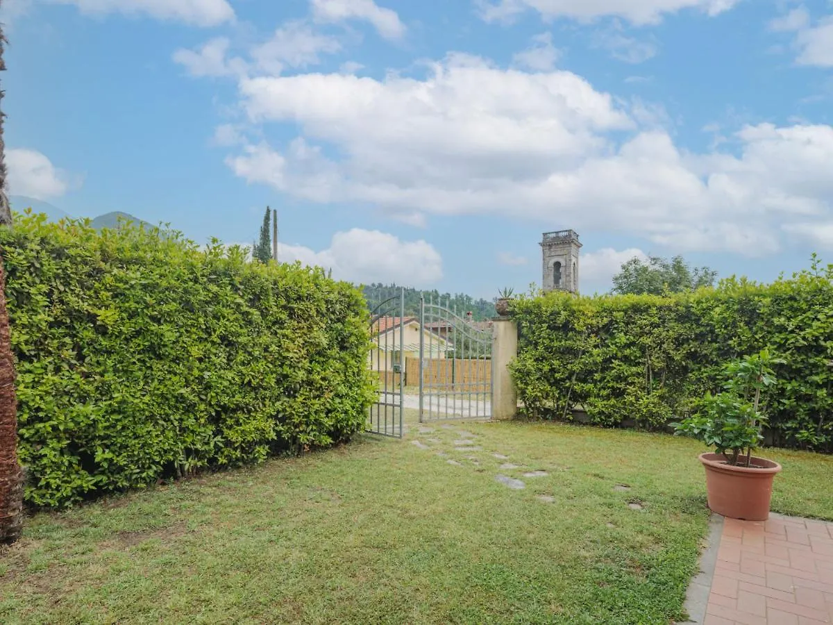 Locazione Turistica Maria Villa Camaiore 0*,  Italy