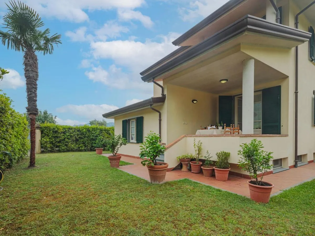 Holiday home Locazione Turistica Maria Villa Camaiore
